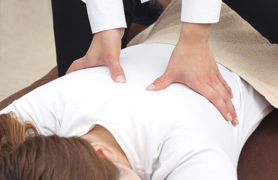 古賀市を拠点に猫背のケアを行う整骨院として高い評価をいただいております